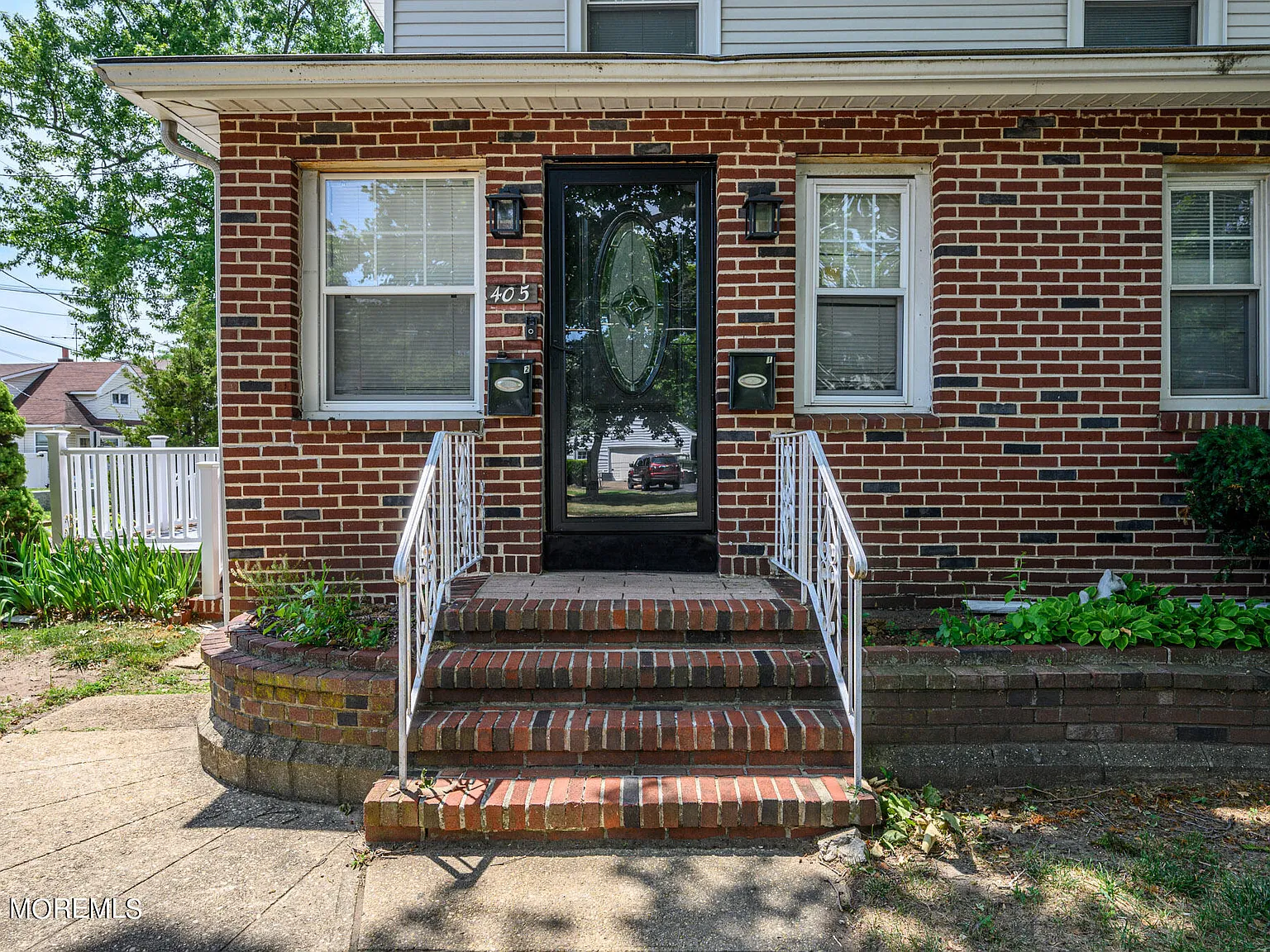 2 bed, 1803 sqft, $2,200 — Photo 2
