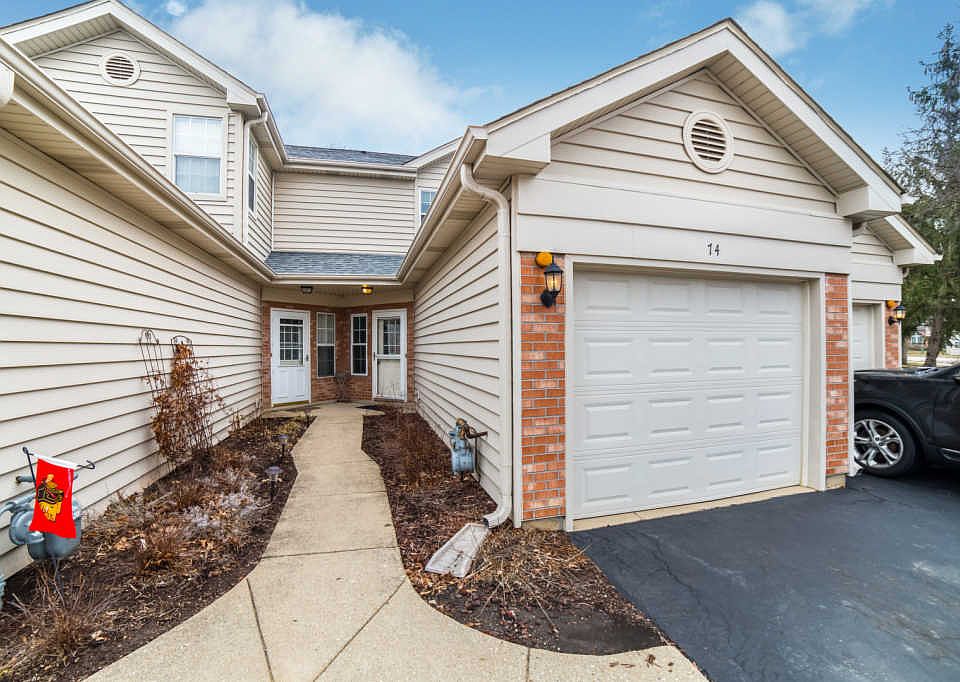 1st image of 74 Golfview Dr