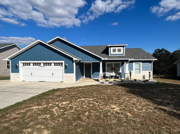 324 Post Oak Rd, Camden, TN 38320