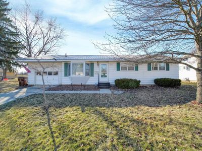 107 Renfrew Ave, Adrian, MI, 49221