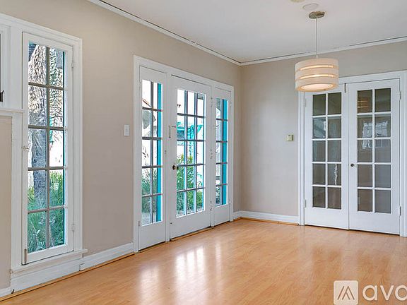 4th image of 617 S Columbus Ave