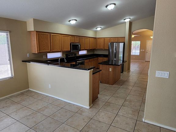 3rd image of 21504 N 74th Ln