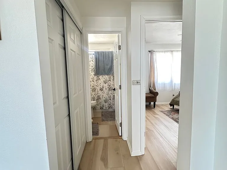 5746 Halsey Ave — Photo 7