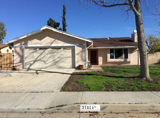 31474 Arrow Point Dr, Castaic, CA 91384