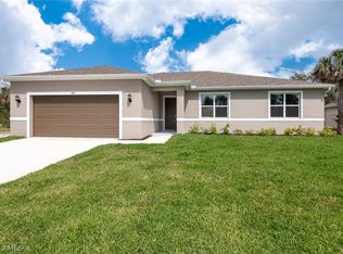 1615 NE 35th Lane Cpe, Coral, FL 33909