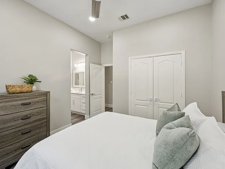 2151 Angel Falls Dr — Photo 25