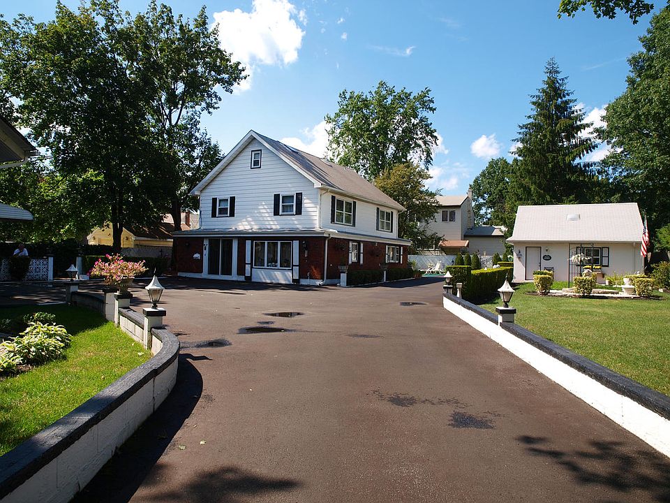 1st image of 5-21 Berdan Ave #1X