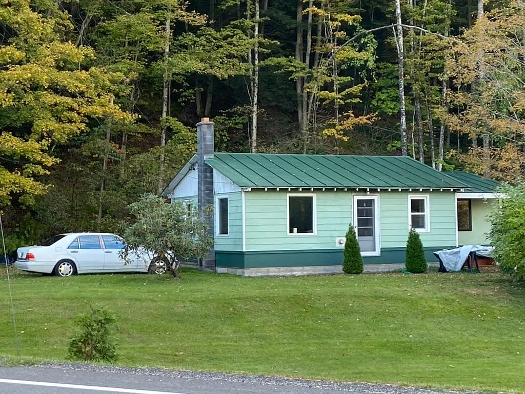 178 State Route 100A — Photo 2