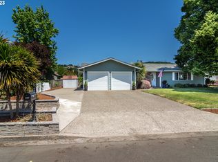 1776 NW Beaumont Ave, Roseburg, OR 97471