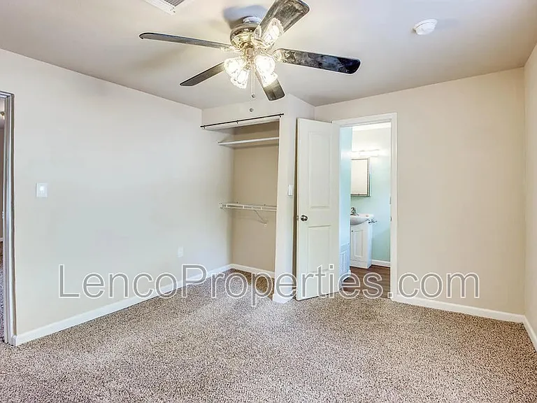 327 S Ponca Ave — Photo 14