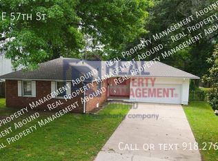 2422 E 57th St S, Tulsa, OK 74105