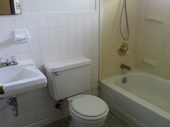 234 Cool Valley Drive, Fenton, MO 63026 - bathroom