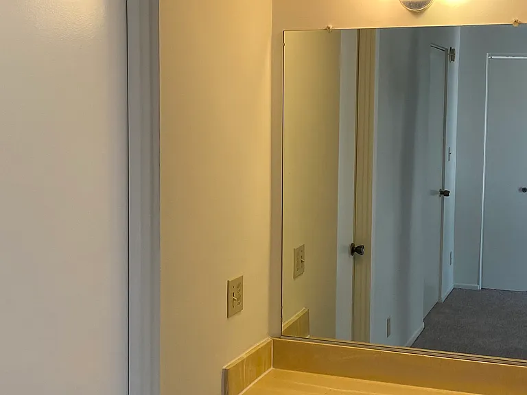 11425 Rochester Ave #21 — Photo 11