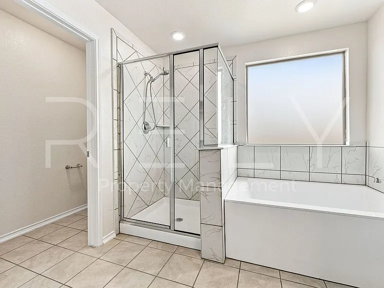 521 Colonel McNally Cv — Photo 27