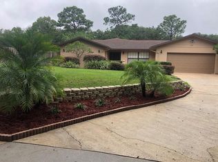 1102 Pine Oaks Ct, Apopka, FL 32712