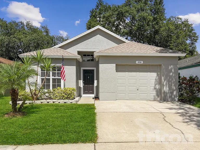 1816 Coyote Pl — Photo 1