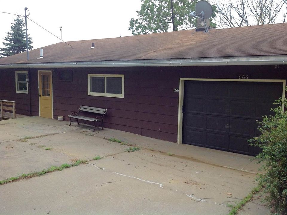 1st image of 666 Sunny Ln