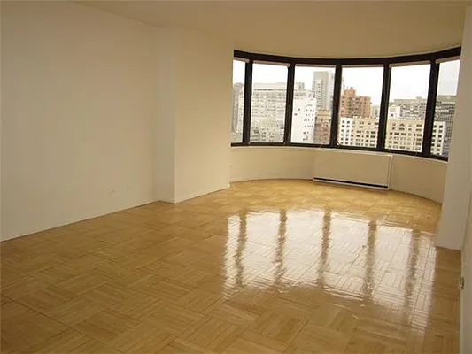 Sold by RELO REDAC INC. | media 24