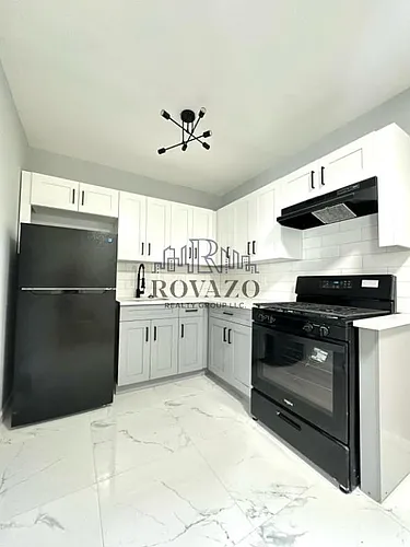 96 Summer Ave #3A Photo 1