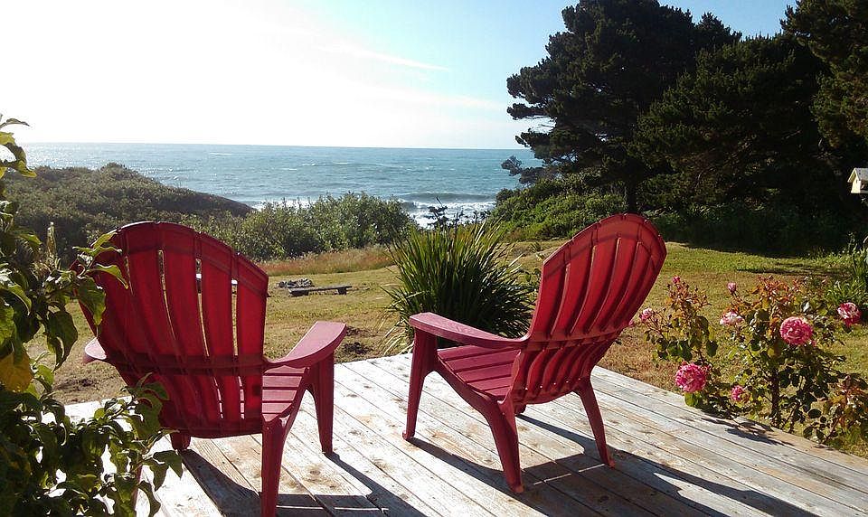back deck overlooking ocean