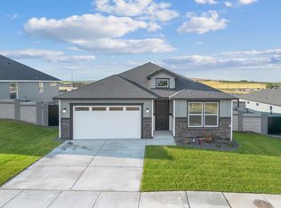 7878 Fortress St, West Richland, WA