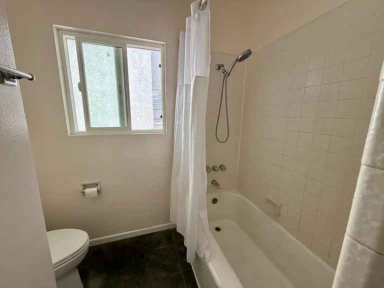 4501 E Ocean Blvd #1 — Photo 16