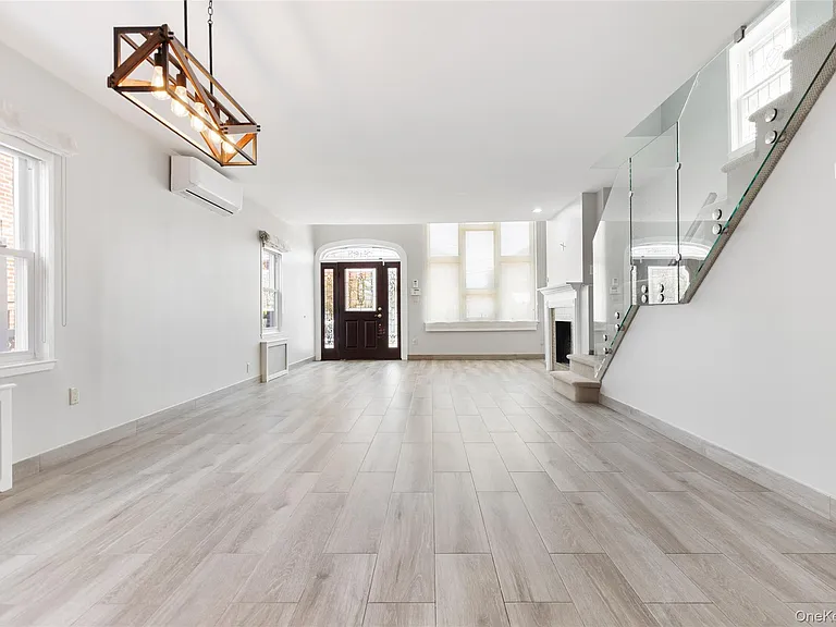 191 Beach 140th St — Photo 20