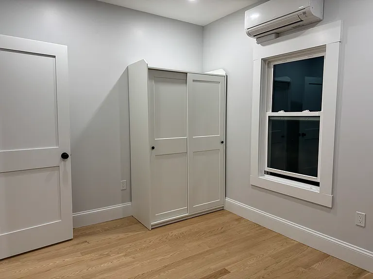 6 Alston St #2 — Photo 2