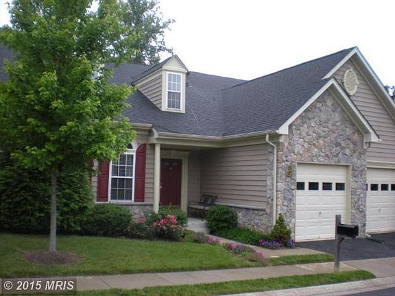 2nd image of 105 Teapot Ct
