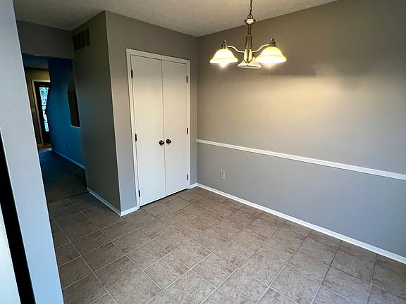 4th image of 7937 Verandah Ct