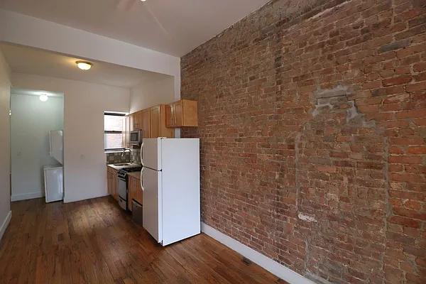 Rented by Compass | media 3