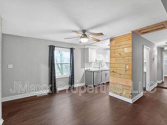 5th image of 1068 Rebel Forest Dr SE