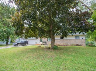 2334 S Term St, Burton, MI 48519