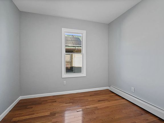 4th image of 2027 Pitman Ave