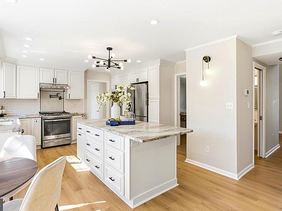 5th image of 43213 Wayside Cir