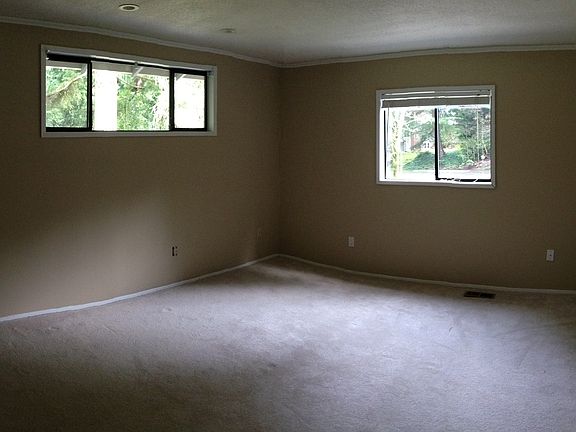 2nd image of 17305 NE 31st Ct