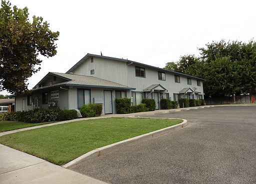 1st image of 1293 Elm Ave