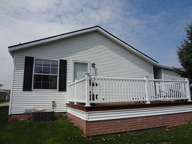 45298 Montmorency Dr, Macomb, MI 48044 | Zillow