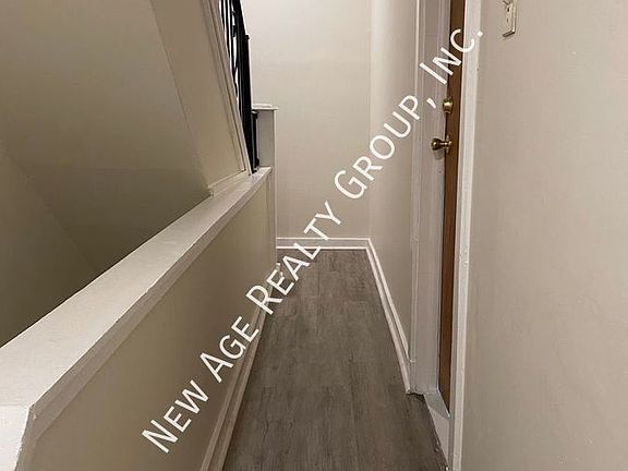 5th image of 1948 N Judson St Floor 2