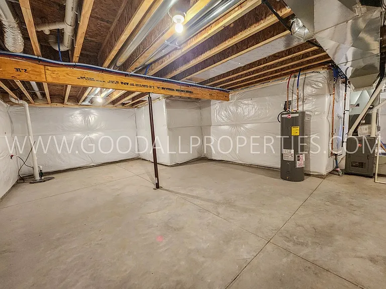 285 NW Morgan Ct — Photo 31