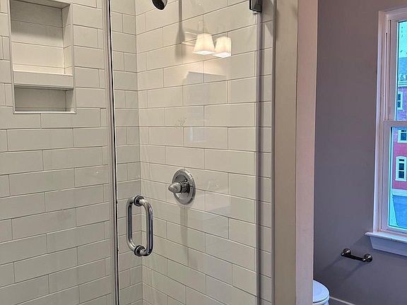 5th image of 2651 Buckius St #3-8