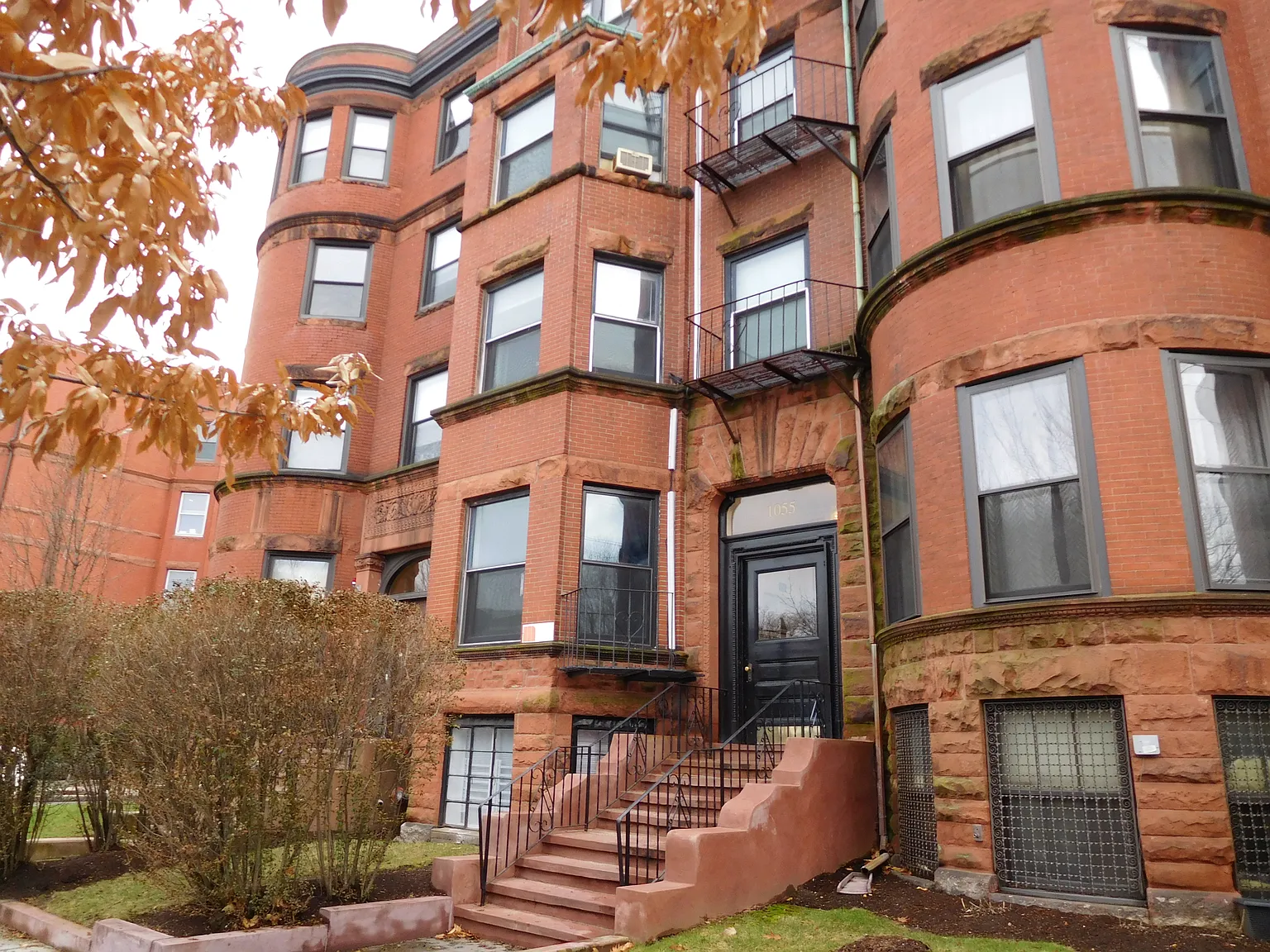 1055 Beacon St — Photo 1