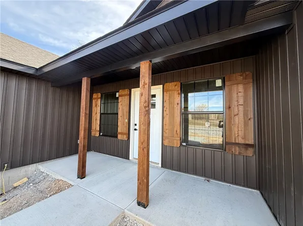 140 Mae, Huntsville, AR 72740