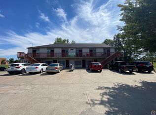 2111 NW Topeka Blvd, Topeka, KS 66608