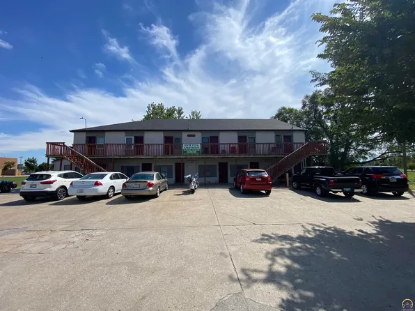 2111 NW Topeka Blvd, Topeka, KS 66608