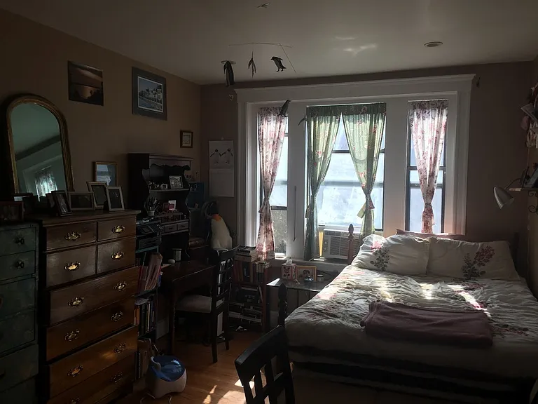 19 Lothian Rd #5 — Photo 5