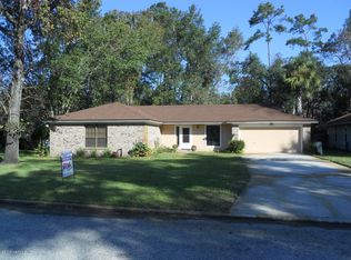 25 Oaks Dr, Jacksonville Beach, FL 32250
