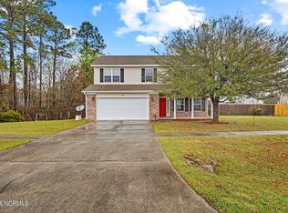 402 Little Creek Ct, Jacksonville, NC 28546