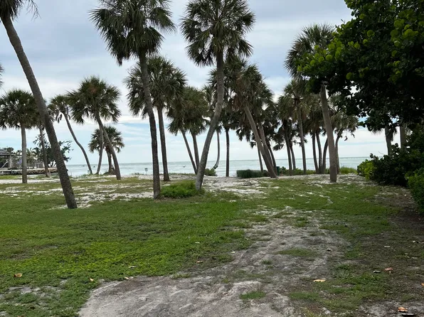 9 Sandy Cove Rd #9, Sarasota, FL 34242