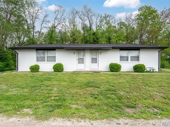 104 & 106 E 6th St, Saint Jacob, IL 62281